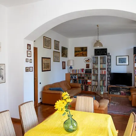 Villa D'este - Historic With Wifi & Air Conditioning